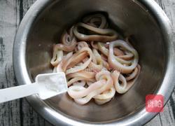 黄金鱿鱼圈的做法图解4