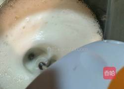 戚风蛋糕的做法图解6