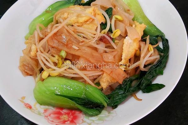 鸡蛋炒河粉