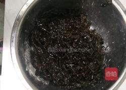 炸鲜紫菜丸子的做法图解1