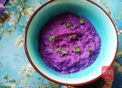 紫薯黄瓜番茄煎蛋三明治的做法图解1