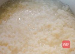 宝宝辅食：番茄鳕鱼粥「小鹿优鲜」的做法图解1