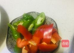 西芹炒素鸡的做法图解3