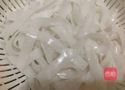 炒河粉的做法图解2