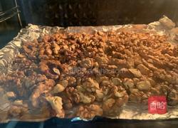 核桃枣泥软糖的做法图解3