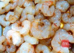 韭菜鸡蛋鲜虾水饺的做法图解1