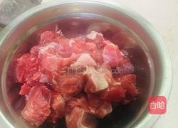 土豆烧牛腩的做法图解2