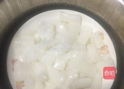 蒜蓉蒸肠粉的做法图解1