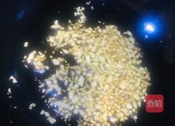 蒜蓉蒸肠粉的做法图解3