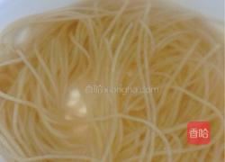 菠菜粉条的做法图解1