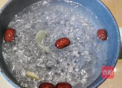 姜枣玉米菌汤的做法图解3