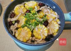 姜枣玉米菌汤的做法图解9