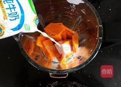 奶香南瓜羹的做法图解4