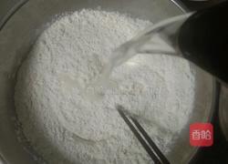 葱花千层饼的做法图解3