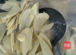孜然脆土豆片的做法图解2