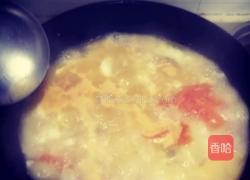 番茄鲈鱼汤的做法图解3
