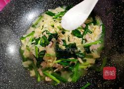 肉丝炒韭菜豆皮丝的做法图解8