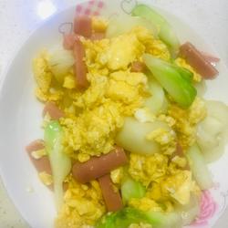 鸡蛋儿菜炒火腿肠的做法[图]