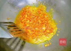 蟹黄豆腐的做法图解4