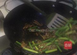蒜薹炒牛肉丝的做法图解4