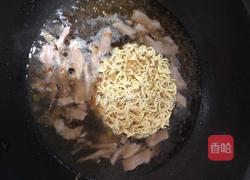 雪菜肉丝面的做法图解3