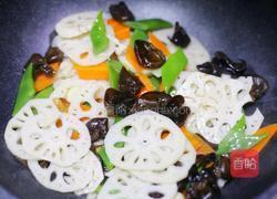 荷塘小炒的做法图解7