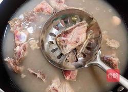 养生芋头排骨汤的做法图解2
