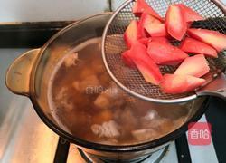 胡萝卜山药排骨汤的做法图解10