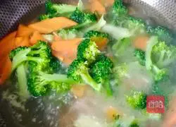 Illustration of how to make cold broccoli 1