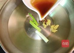 牛尾骨炖萝卜的做法图解3