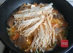 双菇番茄豆腐汤的做法图解12