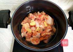 莲藕炖鸡汤的做法图解6