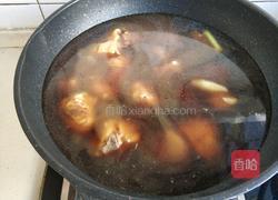 姬松茸茶树菇炖鸡腿的做法图解9