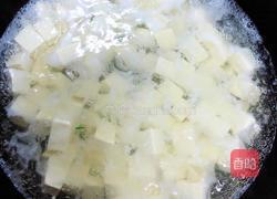 蟹黄豌豆苗豆腐汤的做法图解7