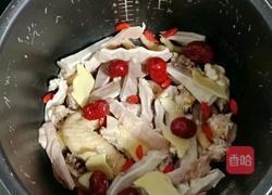 虫草花猪肚鸡汤 的做法图解12