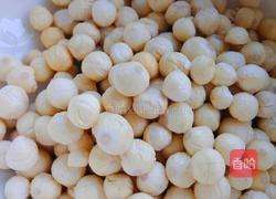 糖水鸡头米的做法图解2