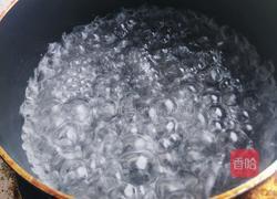 糖水鸡头米的做法图解5