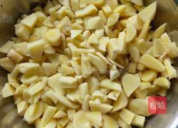 红糖姜枣膏的做法图解1