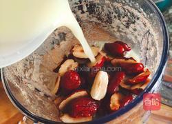 红糖姜枣膏的做法图解3