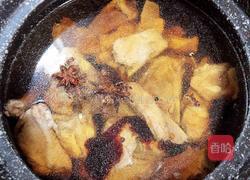 板栗萝卜排骨汤(健脾补肾)的做法图解5