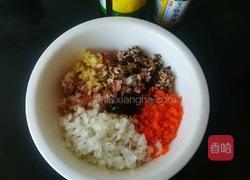 白菜肉卷的做法图解1