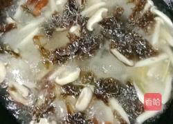 菌菇紫菜蛋花汤的做法图解12