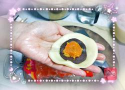 蛋黄酥的做法图解4