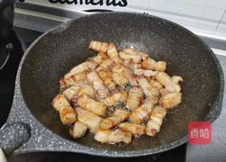 红烧肉烧土豆的做法图解2