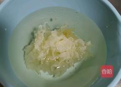 南瓜玉米银耳汤的做法图解2