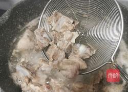 山药玉米排骨汤的做法图解3