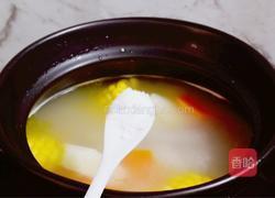 排骨山药玉米胡萝卜汤的做法图解13