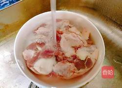 白萝卜紫菜鹅肉汤的做法图解3