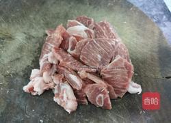 蘑菇肉片汤的做法图解2