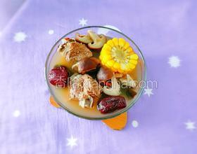 香菇玉米牛骨頭湯